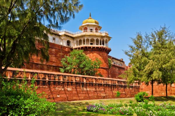 Taj Mahal Tour from Hyderabad