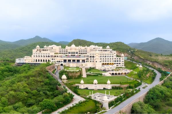 Udaipur tour package for 2 days